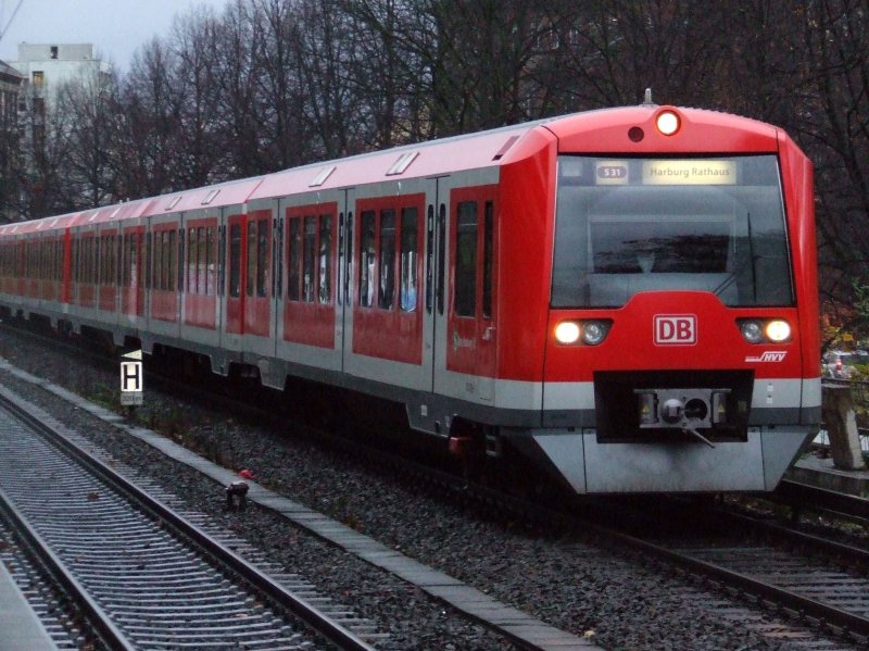 S-Bahn Hamburg.jpg