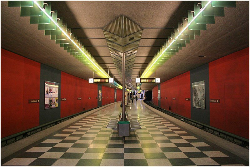 U-Bahn Muenchen (1).jpg