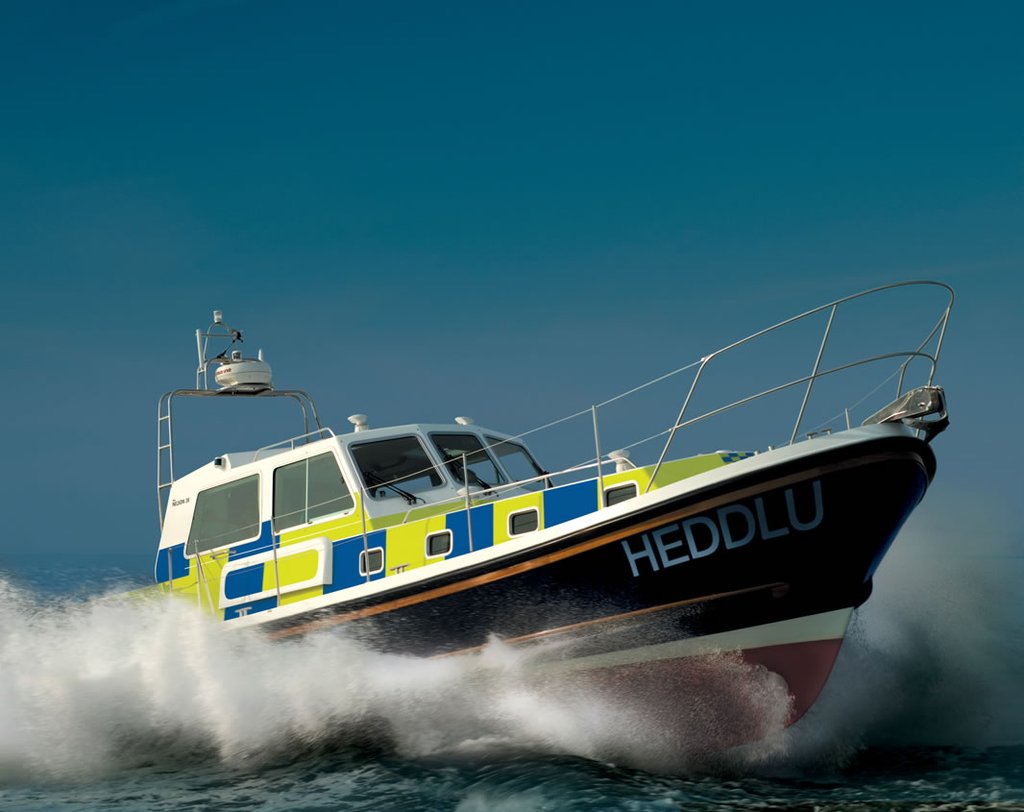 Police-Boat-in-rough-sea.jpg