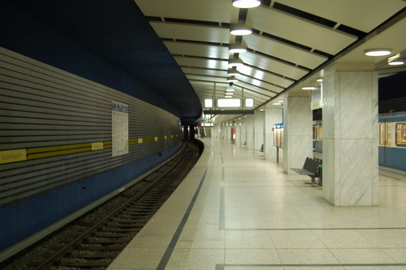 U-Bahn Muenchen 1 (9).jpg