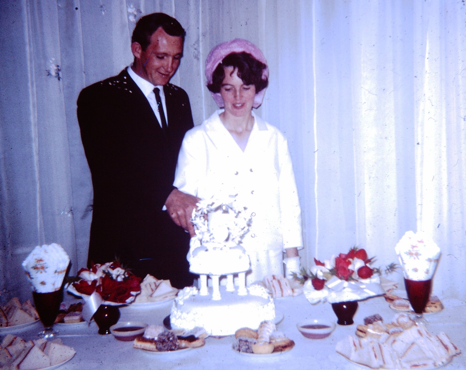 12 Allan Snr & Vicki Wright on their wedding.JPG