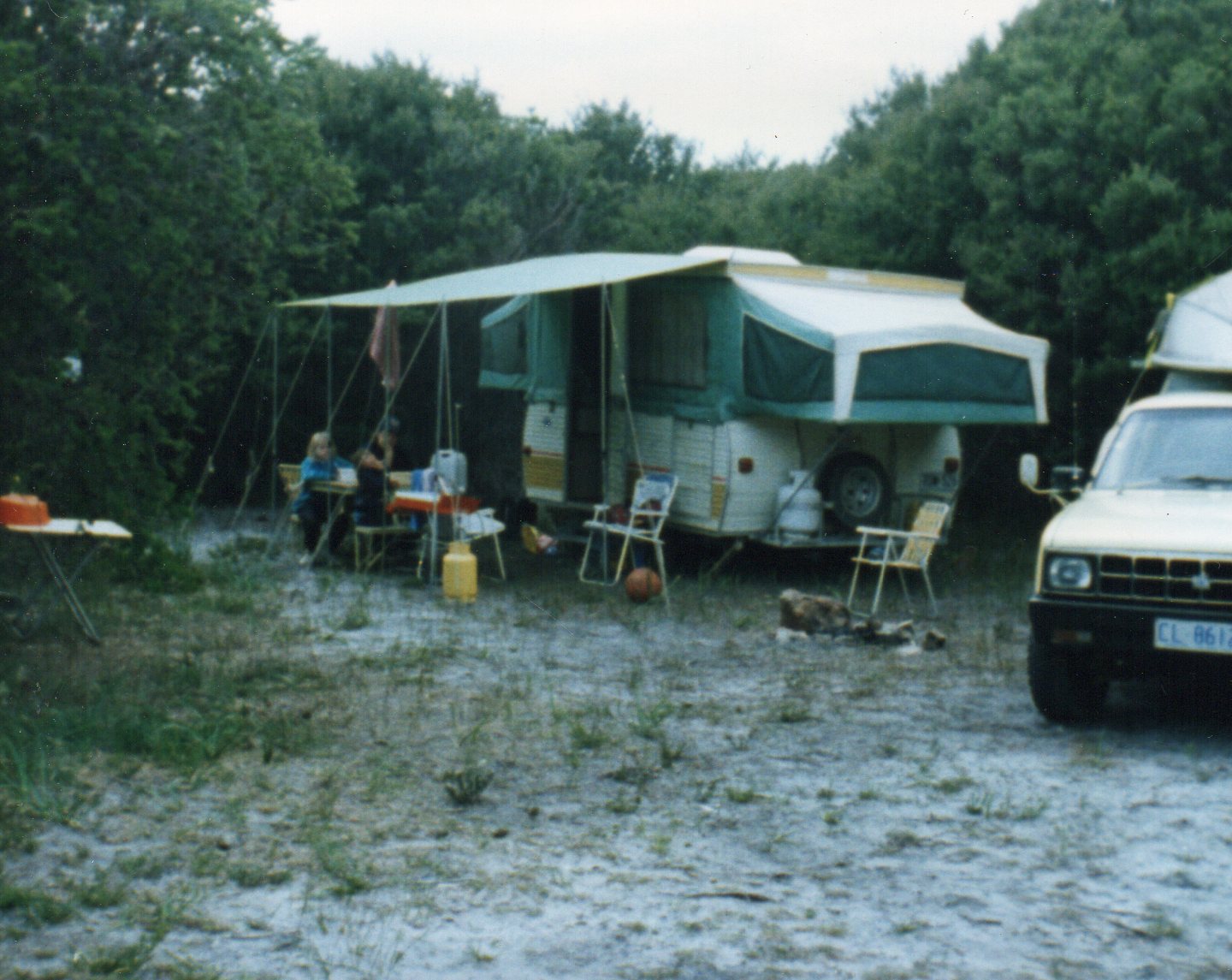 12 Trish Laughlin & Dale Wright at the campground in Muscleroe B