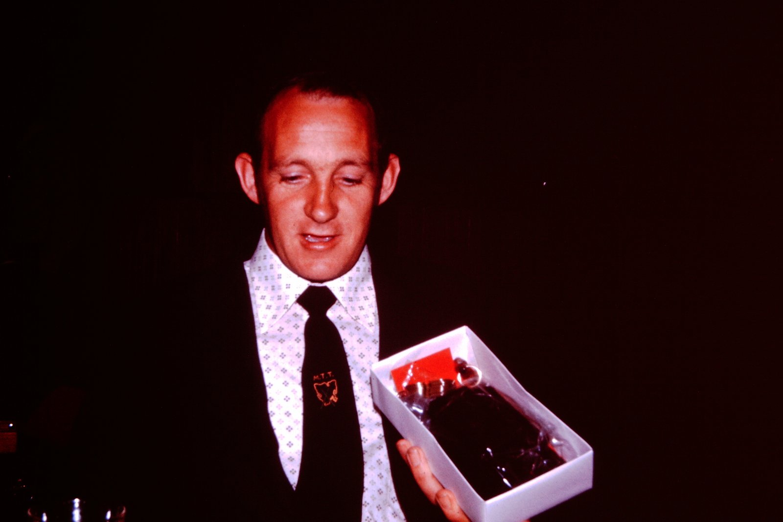 12 Allan Wright Snr with snooker award.JPG