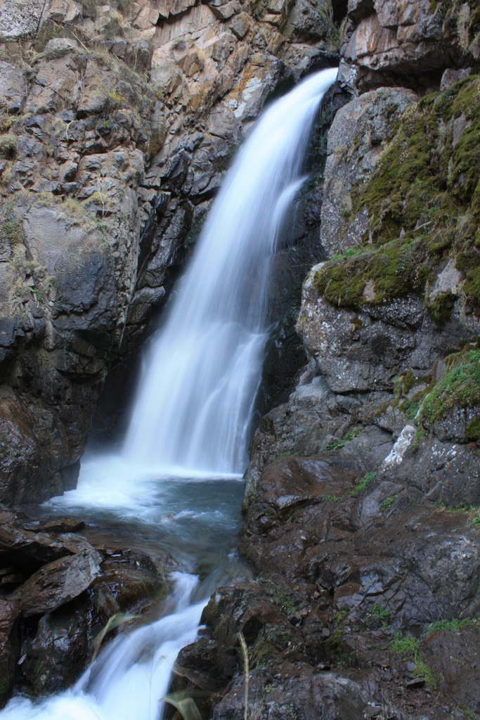 Waterfall2.jpg